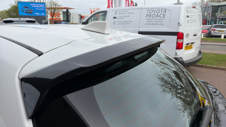Toyota Yaris 1.5 Hybrid Icon 5dr CVT Hybrid Hatchback